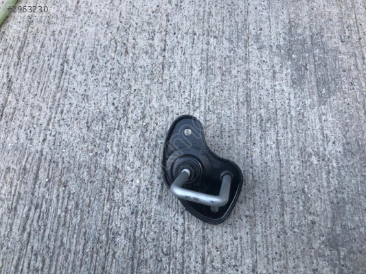 BMW 4 SERİ G26 SOL KAPUT KİLİDİ KARŞILIĞI 233585-10