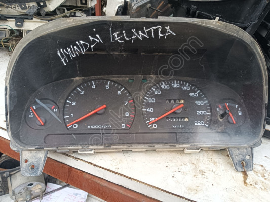 Hyundai elantra kilometre saati