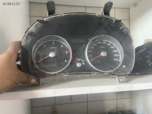 Hyundai accent era gösterge saati