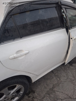 TOYOTA COROLLA SAĞ ARKA KAPI ÇIKMA