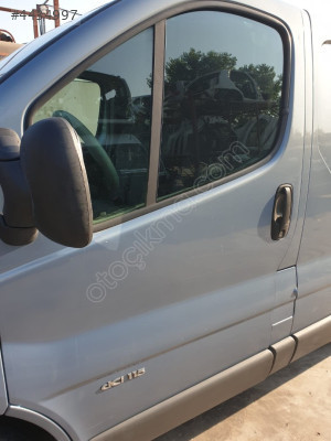 renault trafic 2011 sol ön kapı (son fiyat)