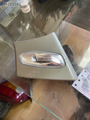 Peugeot 5008 ayna sinyali sol