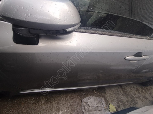 ÖN SOL KAPI ORJİNAL SÖKME TOYOTA COROLLA 2019-2025