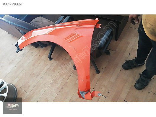Renault Clio 2023 model sol çamurluk orijinal çıkma