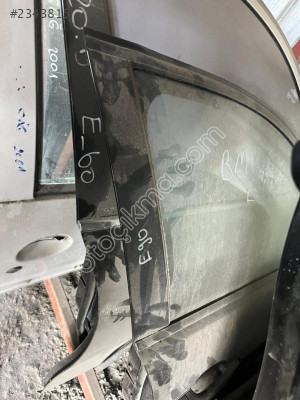 BMW E90 ÖN SAĞ KAPI GÜÇMANLAR OTO