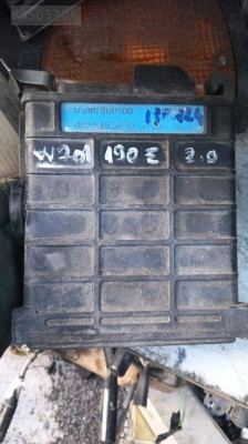 Mercedes 190 e motor beyni