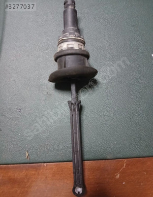 Peugeot 301 debriyaj üst Merkezi