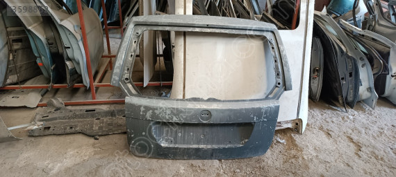 Fiat ıdea arka bagaj kapağı çok temiz hasarsız