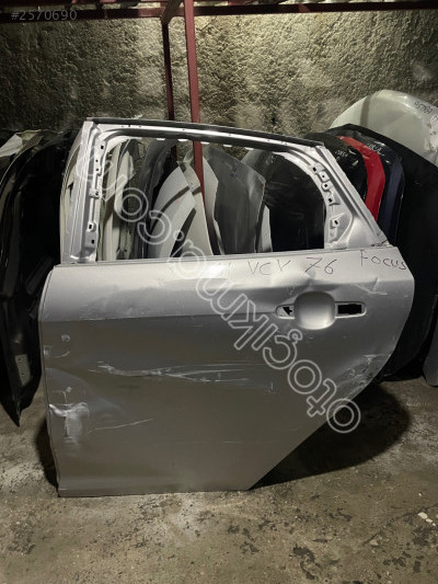 FORD FOCUS SOL ARKA KAPI 2013-18