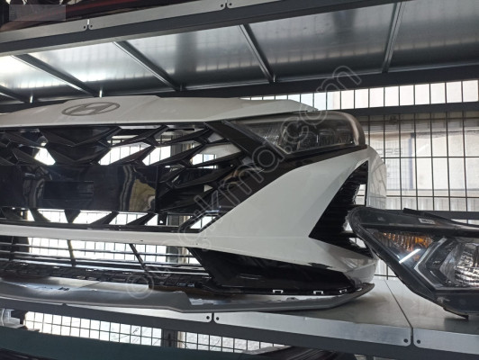 HYUNDAİ İ20 2023-2025 SAĞ SOL SİS KAPAĞI ORİJİNAL ÇIKMA