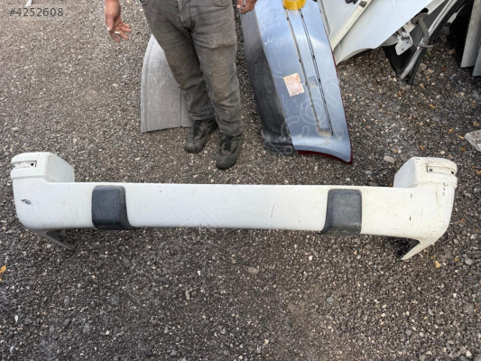 CHEROKEE JEEP ARKA TAMPON ORJİNAL ÇIKMA TEMİZ ÜRÜN