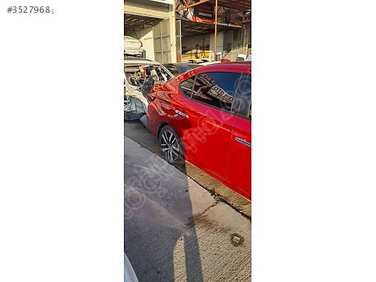 2021 VE 2024 HONDA CİTY ORİJİNAL SAĞ ARKA KAPI