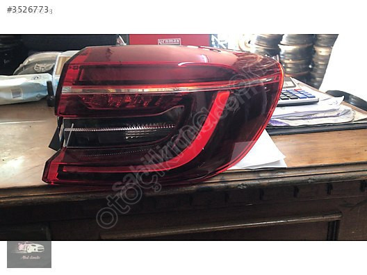 Renault Clio Hatchback sağ stop orijinal çıkma