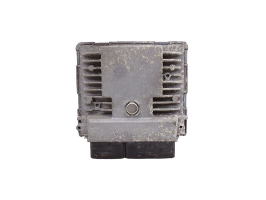 Motor kontrol ünitesi beyni AUDI A1 81 1.2 TFSI 03F906070GN