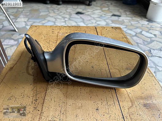 Subaru Impreza sağ dış ayna
