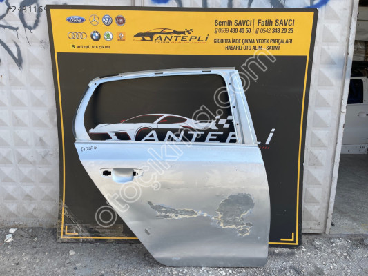 VOLKSWAGEN GOLF 6 SAĞ ARKA KAPI ÇIKMA