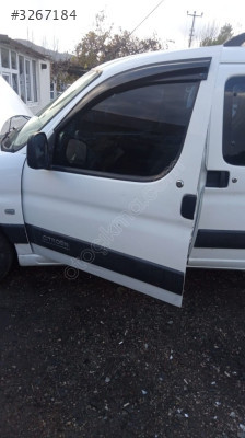 Peugeot Partner berlingo sol ön kapı çıkma