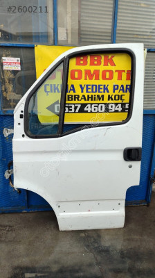 renault master 2 çıkma sol ön kapı dolu