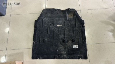 BMW X1 U11 MOTOR ALT MUHAFAZA 9450514