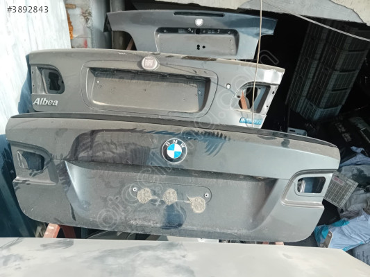 BMW F10 5 SERİSİ BAGAJ KAPAĞI