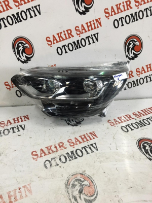 Renault Megane 4 Çıkma Sağ Ön Far Yedek Parça