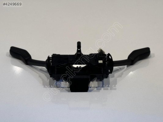 5Q0953502P - 5Q0953521T SKODA OCTAVİA SİNYAL KOLU