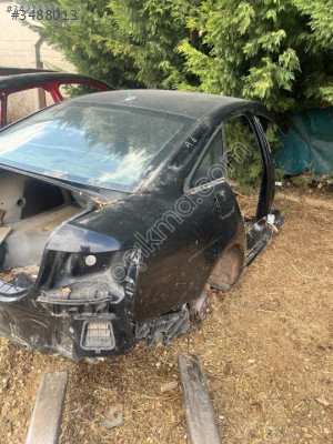 AUDİ A6 SAĞ ARKA ÇAMURLUK GÜÇMANLAR OTO