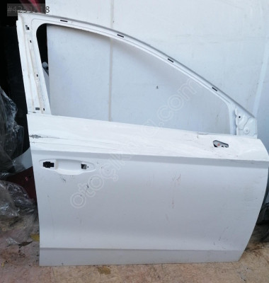 Seat ibiza 17-25 sağ önkapı  Orjinal Oto Çıkma