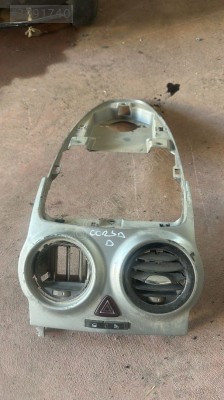 2013 Opel Corsa orta havalandırma paneli 2000
