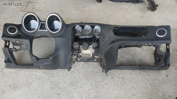 ALFA ROMEO 156 TORPİDO SET ÇIKMA