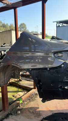 bmw g30 sol arka çamurluk c5e