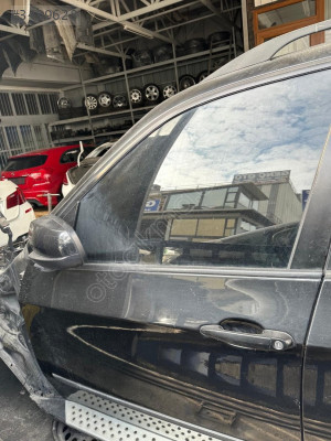 BMW E70 X5 SOL ÖN KAPI