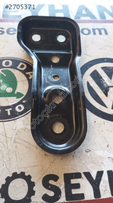 5Q0199517E vw golf 8 travers bağlantı ayağı sağ
