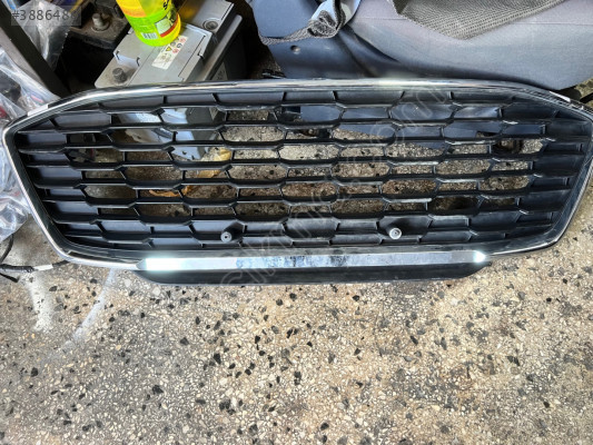 Ford Puma ön panjur