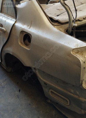 Toyota evansis sol arka çamurluk