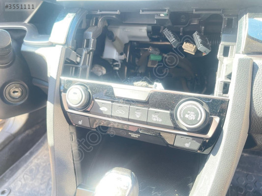 HONDA CİVİC FK FC5 KLİMA KONTROL PANELİ 1.6 BENZİNLİ 2020