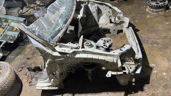 RENAULT CLİO2 ÖN ŞASİ