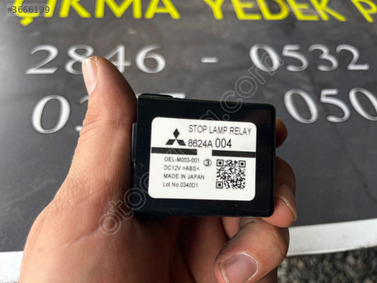 8624A004 Mitsubishi L200 Stop Rolesi Çıkma Orjinal