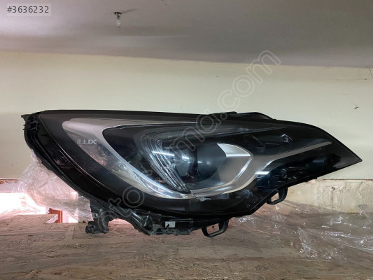 OPEL ASTRA K SAĞ ÖN FAR
