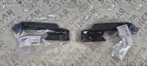 SKODA OCTVİA ÖN TAMPON BRAKETİ 5E3807041 5E3807042