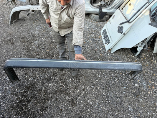 MİTSUBİSHİ GALANT ARKA TAMPON ÜST PARÇA 90 MODEL 2.ÜRÜN