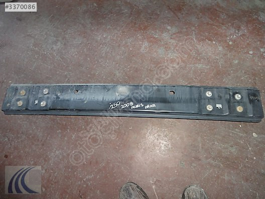 TOYOTA AURIS 2008 ÇIKMA ARKA TAMPON DEMİRİ