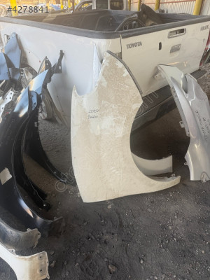 FİAT DOBLO SAĞ ÖN ÇAMURLUK ÇIKMA ORJİNAL