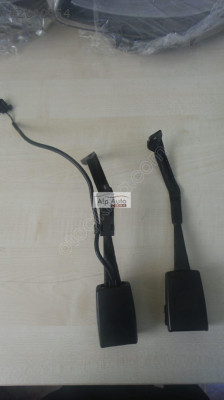 AUDİ A3 EMNİYET KEMER TOKASI