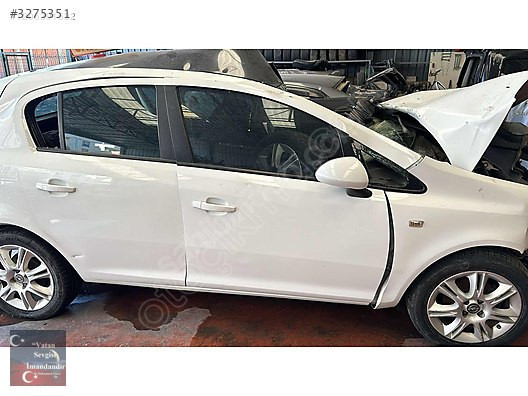 OPEL CORSA D SAĞ ÖN KAPI 2011 MODEL