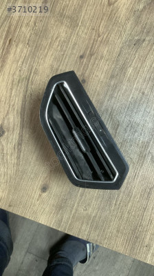 5NB819710 vw tiguan sağ havalandırma ızgarası