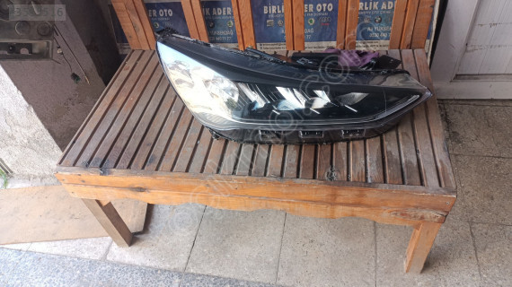 Ford fokus 4.5 sağ far fulled