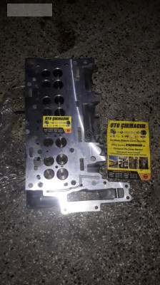 7797678 BMW E90 N47 177 LIK SILINDIR KAPAK