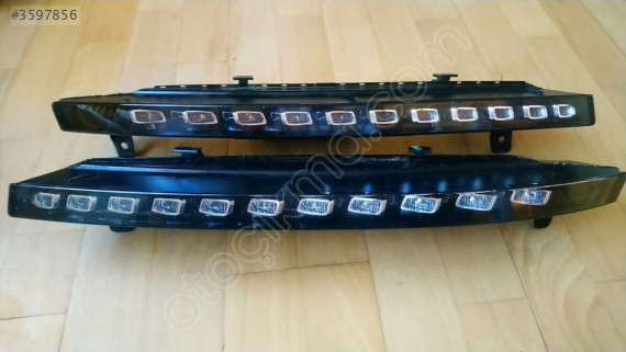 AUDI Q7 SLINE SİNYAL LAMBASI SAĞ LED 2010-2016 4L0953042E