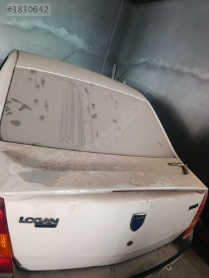 Dacia Logan bagaj kapağı